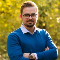 Gábor Eszenyi
