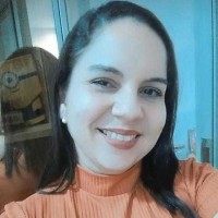 Adriana Menezes