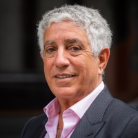 Dr Bruce M Halpryn