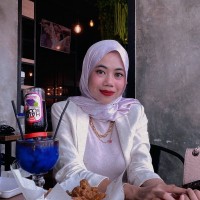Zaara Dolhadi
