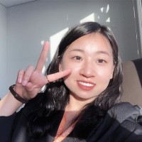 Holly Huang