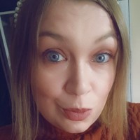 Laura Lutton Pgde, Pg Cert, Ba Hons