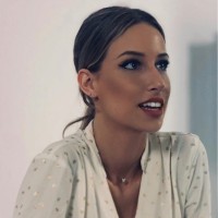Elena Flores García
