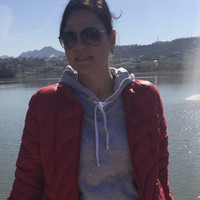 Adriana L. Xhuveli