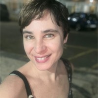 Gisela Pascale de C . Leite