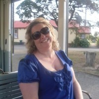 Lynley Pett