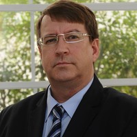 Steve Lewis