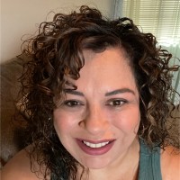 Rachael Santa Cruz