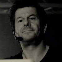 Simon Jones