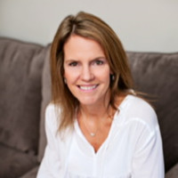 Kelly Leach