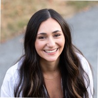 Carolyn Mal, Eit