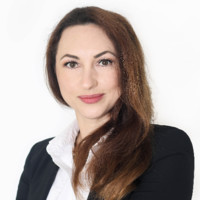 Dr. Oksana Artyomenko, MD FMRSM