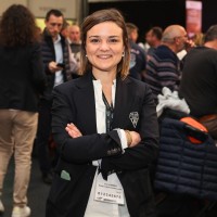 Laura Simian