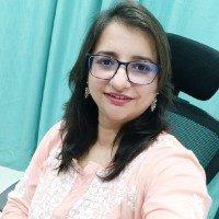 Dr Yogini Khatri