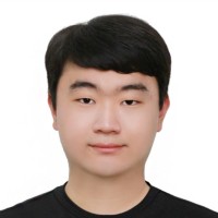 심현석