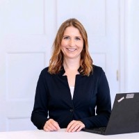 Nadine Hofer
