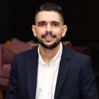 Tiago Ferreira, Aai