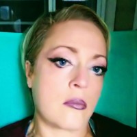 Sharie Reynolds