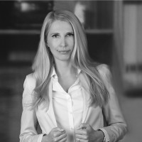 Verena Kubinzky-Papik
