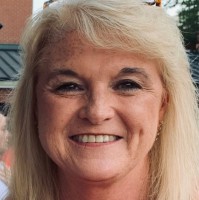 Lynda Schmitz
