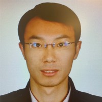 杨春伟