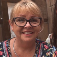 Bev Lee