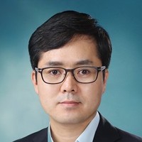 Andrew (Seounghwa) Jeong
