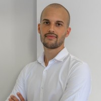 Áron Cseuz