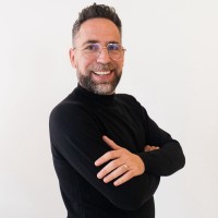 Óscar López González