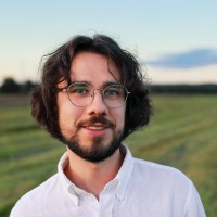 Adam Sierzan