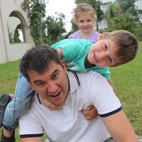 Igor Mukhladi, Ph.d