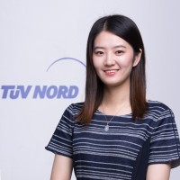 Krystal TANG