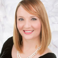 Lisa Harper, Mba