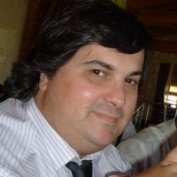 Hélio Santos