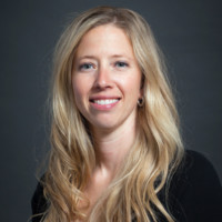 Sarah E Schroeder
