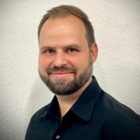 Leandro Uhlmann Feldhaus, Cea
