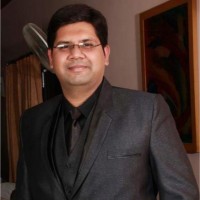 Dr Vinish Narula