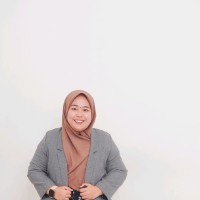 Nur R.