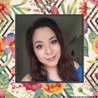 Amparo Reyes Flores