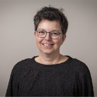 Tolinda De Vries