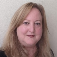 Julie Kemp
