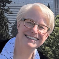 Lynn Gray