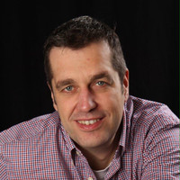 Torsten Nienhaus