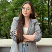 Laura Marin