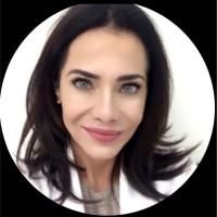 Dra. Yara Páez
