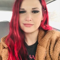 Emma Hallowess