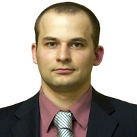 Валентин Попов