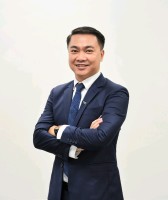 Hung La