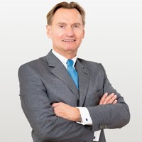 Dr. Robert Fleuter