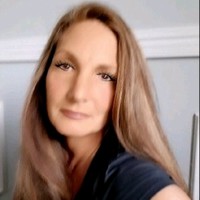 Saundra Quillen
